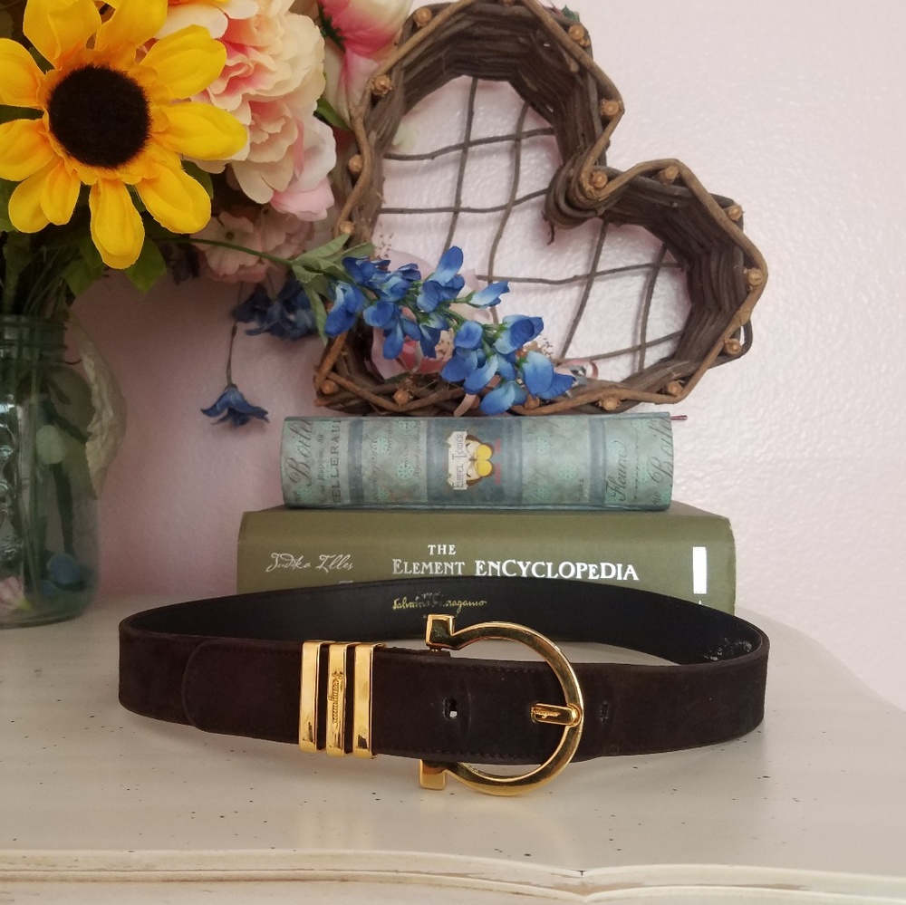 Vintage Salvatore Ferragamo Brown Suede Belt
